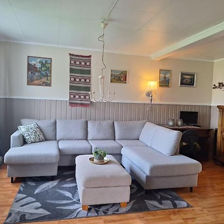 Privat Leilighet Pa Gard Med Badstue Og Nordlys นาร์วิก ภายนอก รูปภาพ