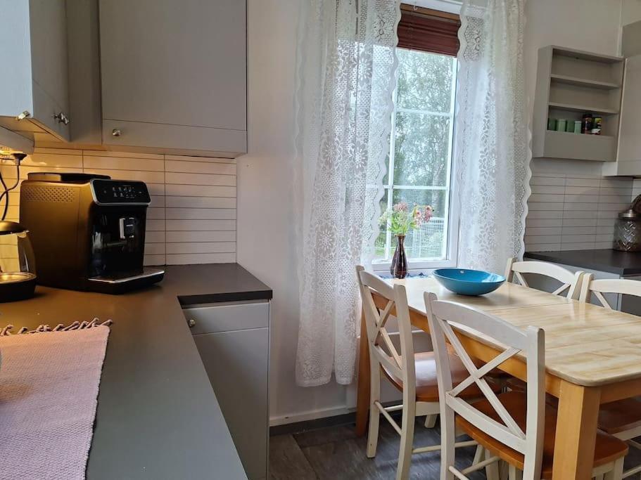 Privat Leilighet Pa Gard Med Badstue Og Nordlys นาร์วิก ภายนอก รูปภาพ